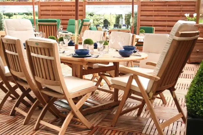 teak outdoor furniture