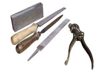 tools to sharpen a hand saw